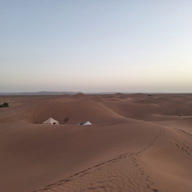 Wüstencamp in der Sahara
